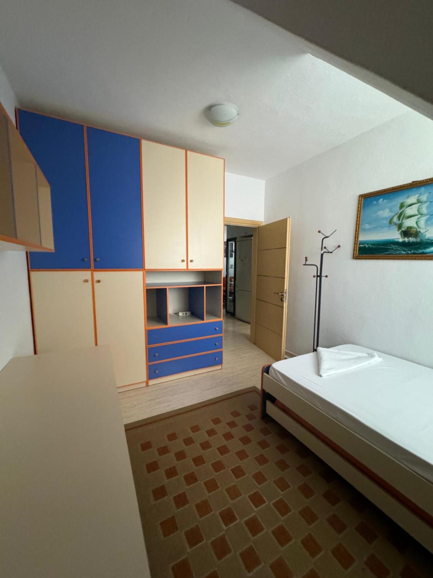 Fia 49 - Floor Apartment